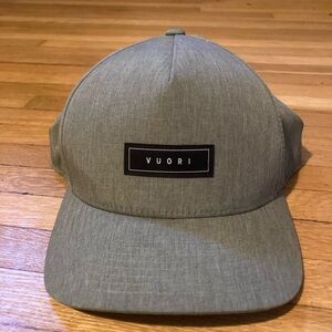 Vuori Magnitude Hat - Olive Green